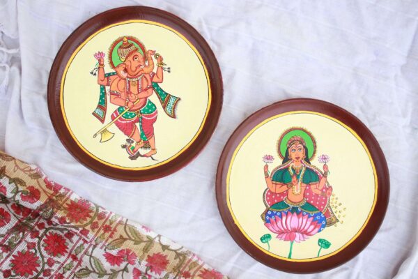 Wall Plates Set of 2 - Shri Ganesha and Laxmi